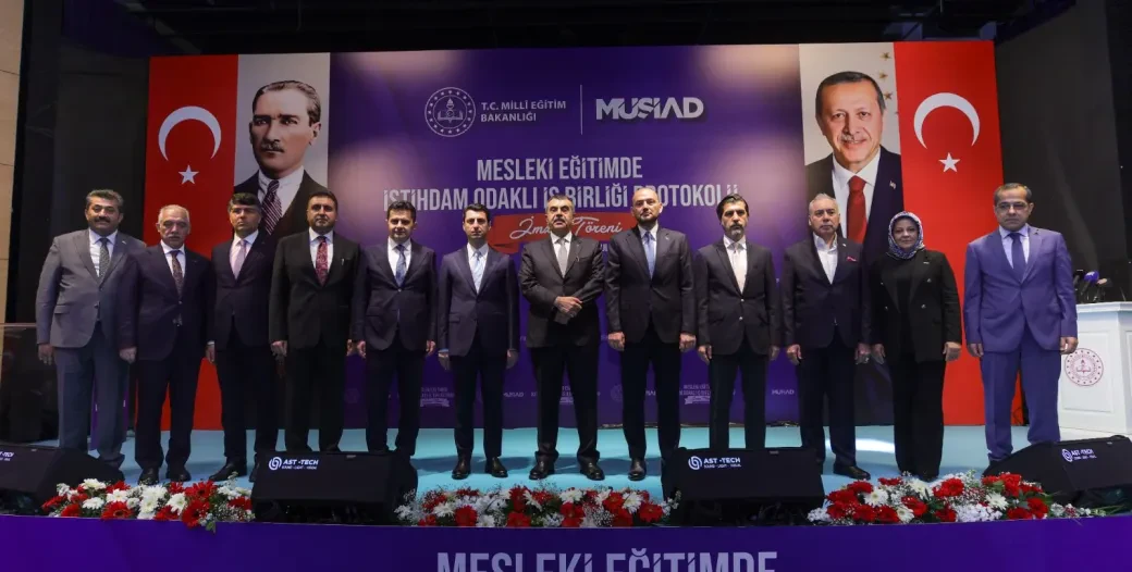 MÜSİAD VE MİLLÎ EĞİTİM BAKANLIĞI İŞ BİRLİĞİNDE 10 BİN GENÇ İÇİN İSTİHDAM VE KARİYER KÖPRÜSÜ KURULUYOR