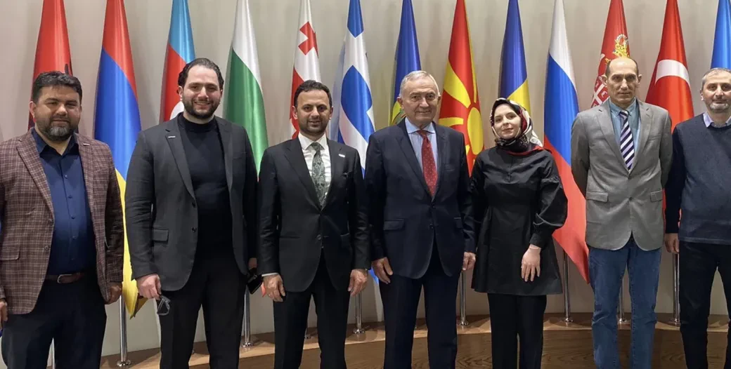 زيارة من مسياد إلى الأمينين العامين لـ BSEC وD8