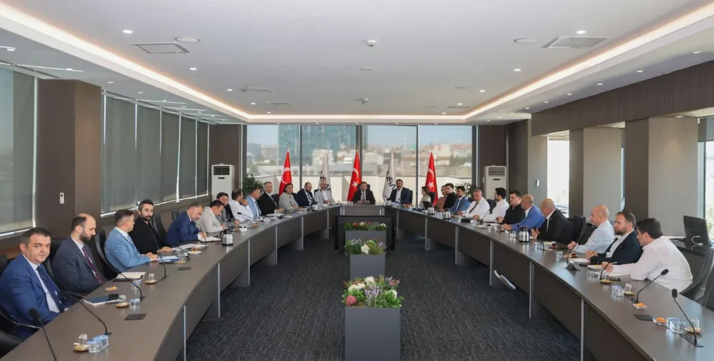 MTO KOMİSYON TOPLANTISI GENEL BAŞKAN ASMALI'NIN KATILIMLARIYLA GERÇEKLEŞTİ