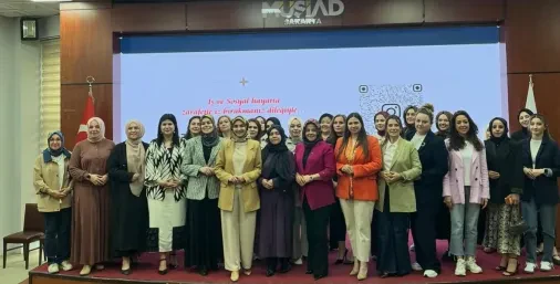 Aile Haftasında Sakarya’da “Temsil ve Zarafet” Eğitimi Düzenlendi