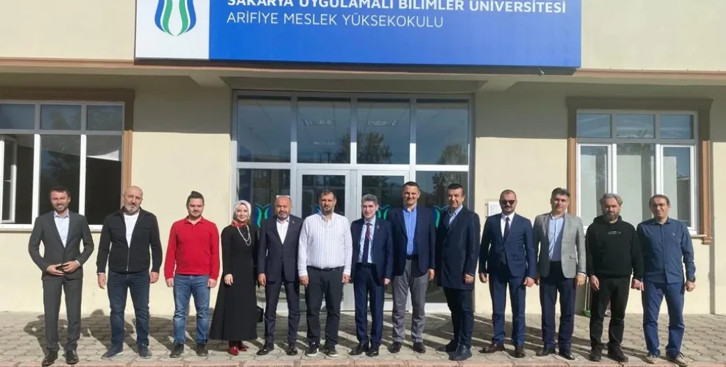 OTOMOTİV VE ULAŞIM ARAÇLARI SEKTÖR KURULUNDAN SAKARYA ÜNİVERSİTESİNE ZİYARET