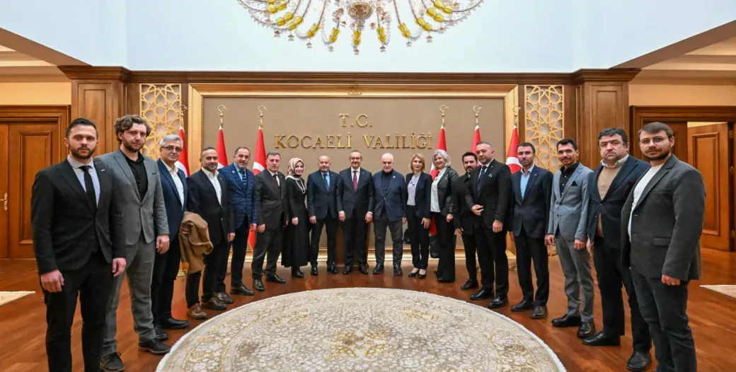 OTOMOTİV VE ULAŞIM ARAÇLARI SEKTÖR KURULU TARAFINDAN KOCAELİ VALİLİĞİ’NE VE KOCAELİ ÜNİVERSİTESİ REKTÖRLÜĞÜ’NE ZİYARET