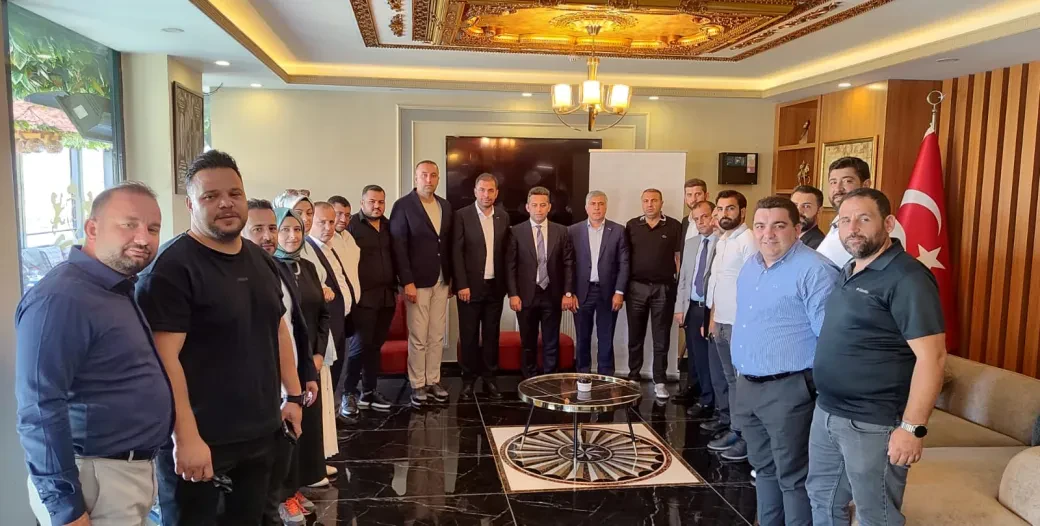 زار مجلس قطاع النسيج والجلود والملابس الجاهزة فروع باتمان وموش وبتليس