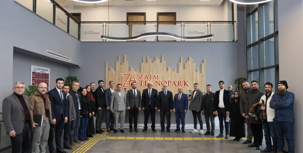 مجلس قطاع التحول الرقمي في مسياد وجامعة İZÜ يوقعان بروتوكول تعاون