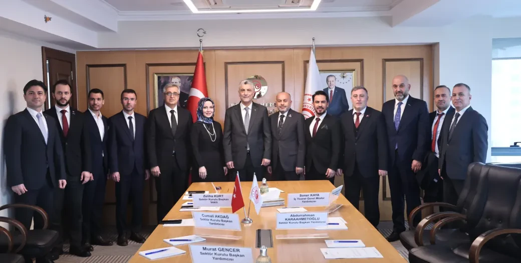OTOMOTİV VE ULAŞIM ARAÇLARI SEKTÖR KURULUNDAN TİCARET BAKANI PROF. DR. ÖMER BOLAT'A ZİYARET