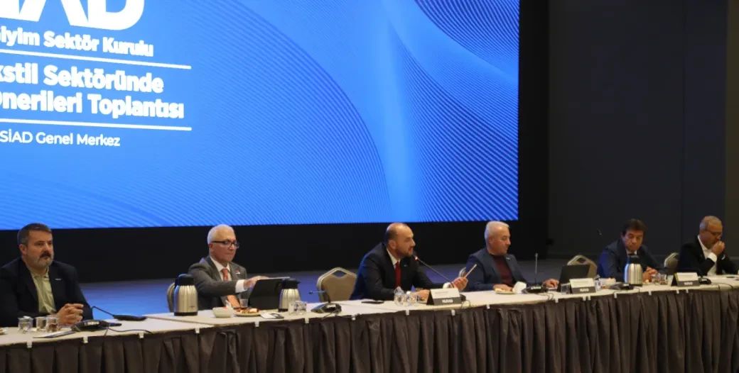 EMERGENCY ACTION SOLUTION PROPOSALS MEETING FOR THE READY-MADE CLOTHING AND TEXTILE SECTOR HELD
