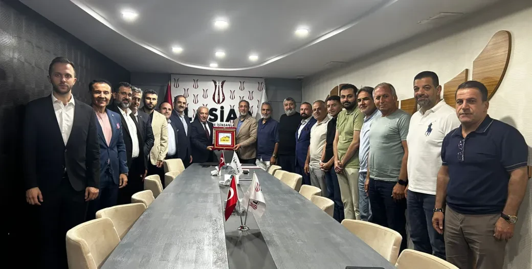 مجلس قطاع النسيج والجلود والملابس الجاهزة يزور LASİAD