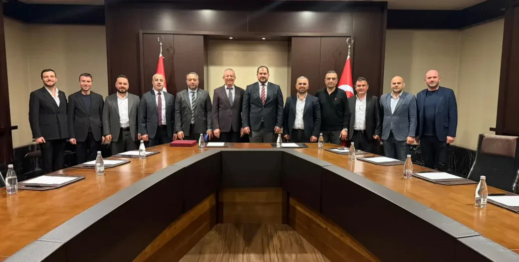 THE AUTOMOTIVE AND TRANSPORT VEHICLES SECTOR BOARD ORGANIZED A VISIT TO MARMAS