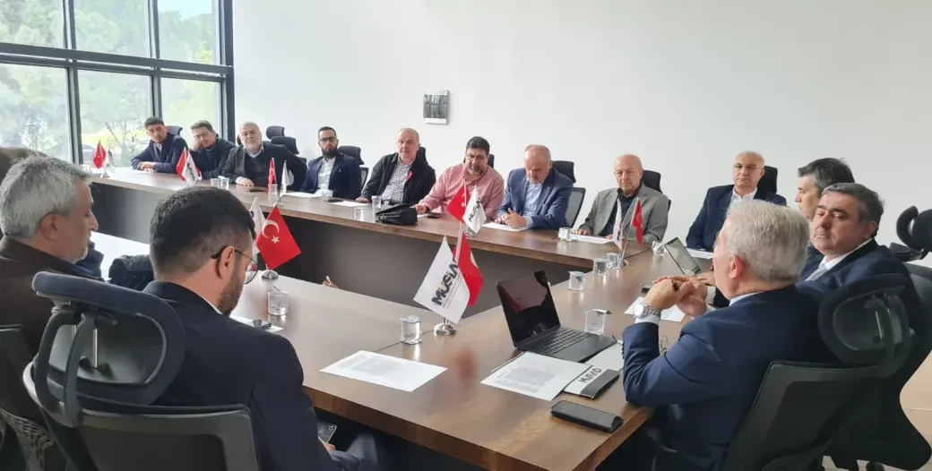 مجلس قطاع النسيج والجلود والملابس الجاهزة عقد اجتماعا إقليميا في دنيزلي