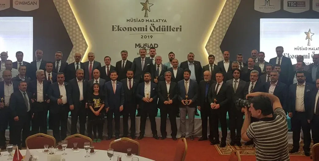 MÜSİAD MALATYA EKONOMİ ÖDÜLLERİ SAHİPLERİNİ BULDU