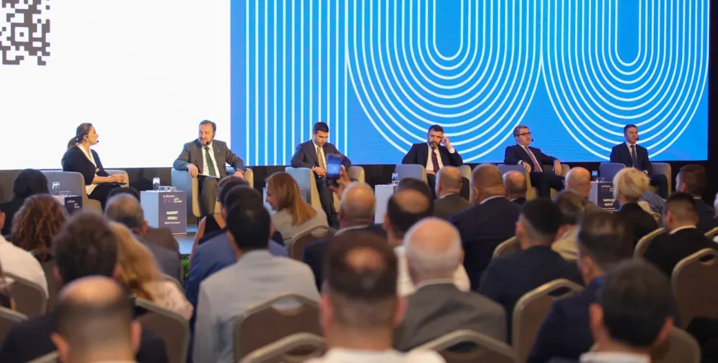 TÜRKİYE VE AZERBAYCAN İŞ DÜNYASI MÜSİAD'DA BULUŞTU